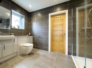 Photo 24- click for photo gallery